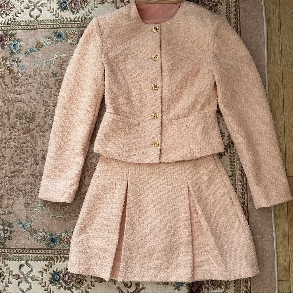 Elegant Sparkly Tweed Skirt and Blazer Set💗🎀NWOT